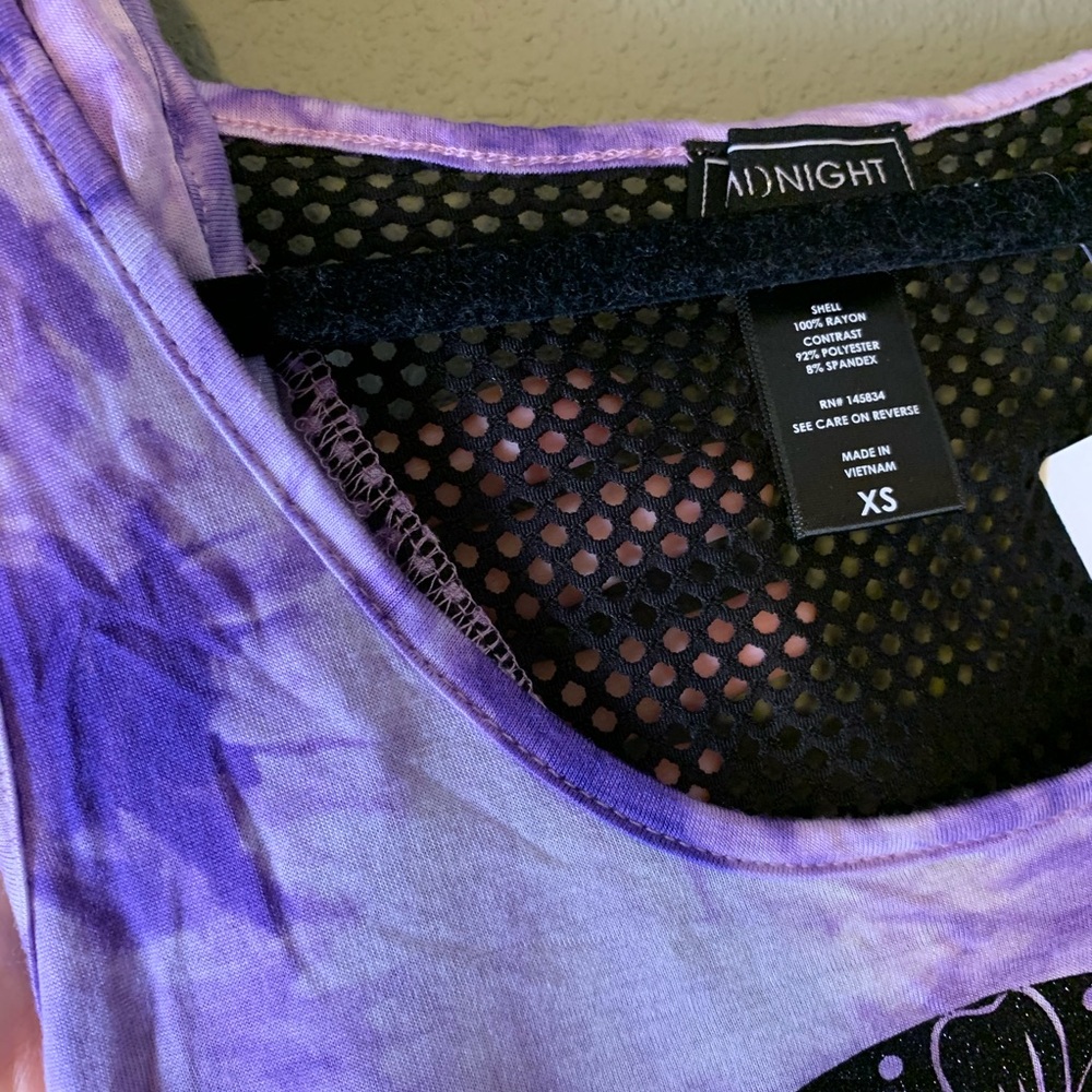 Glitter Skull Top - Picture 4 of 11